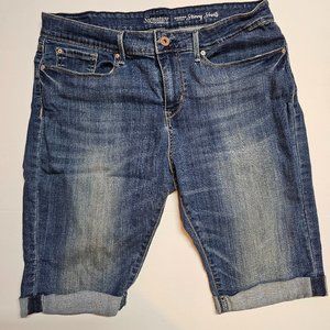 Levi Strauss signature  Modern skinny shorts size 16